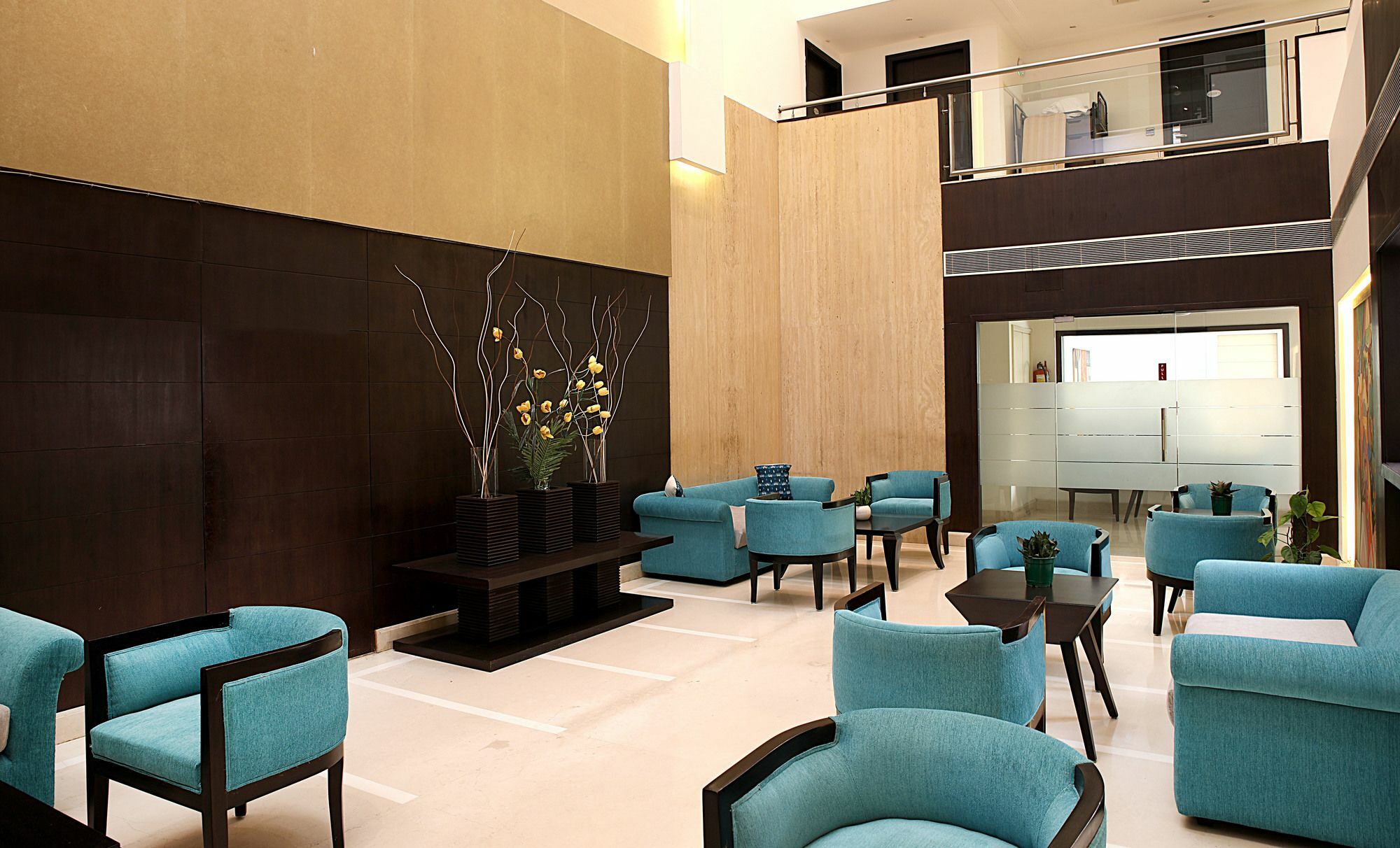 Inde Hotel Vista Woods Huda City Centre, Gurgaon Exteriör bild