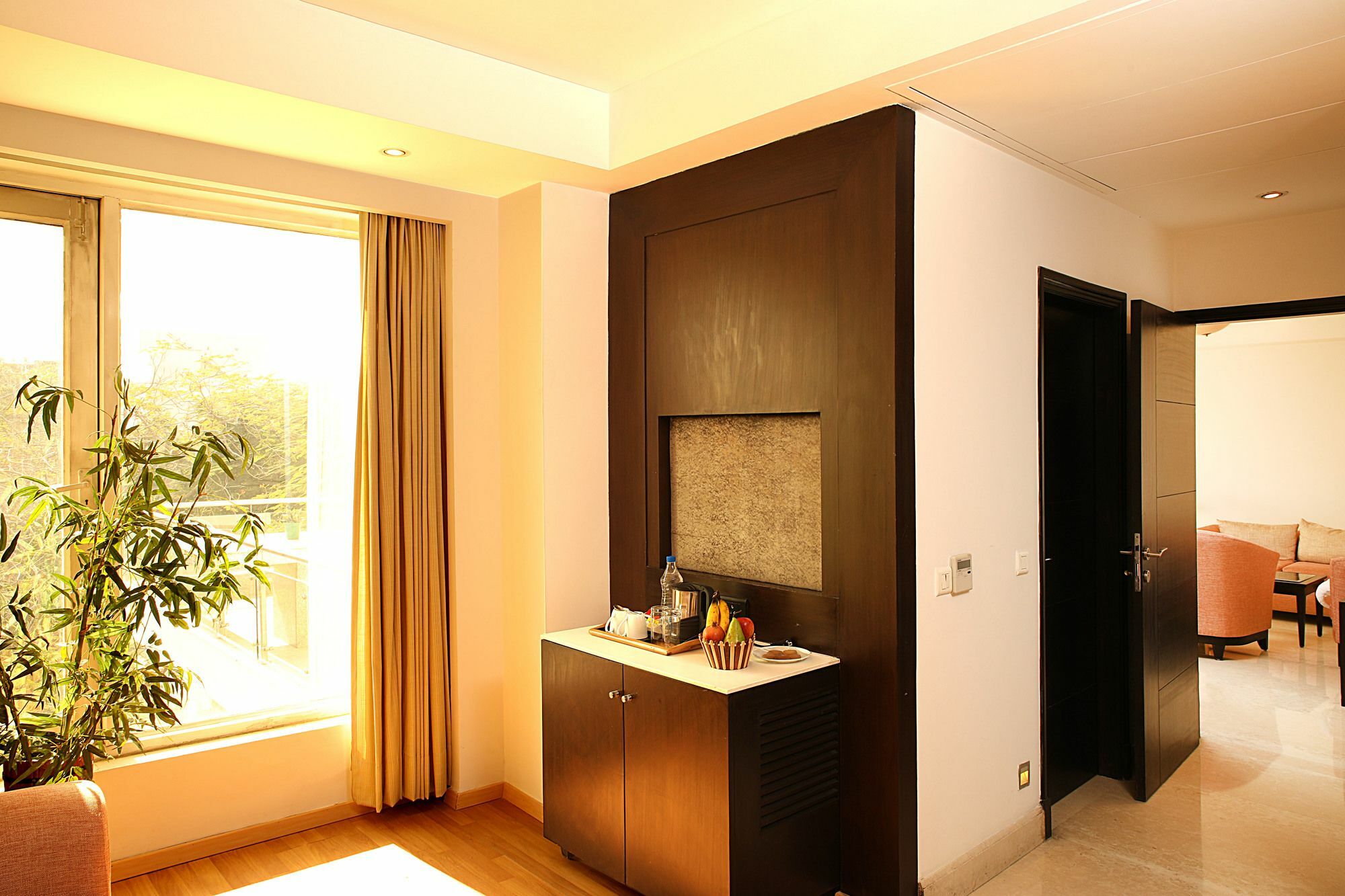 Inde Hotel Vista Woods Huda City Centre, Gurgaon Exteriör bild